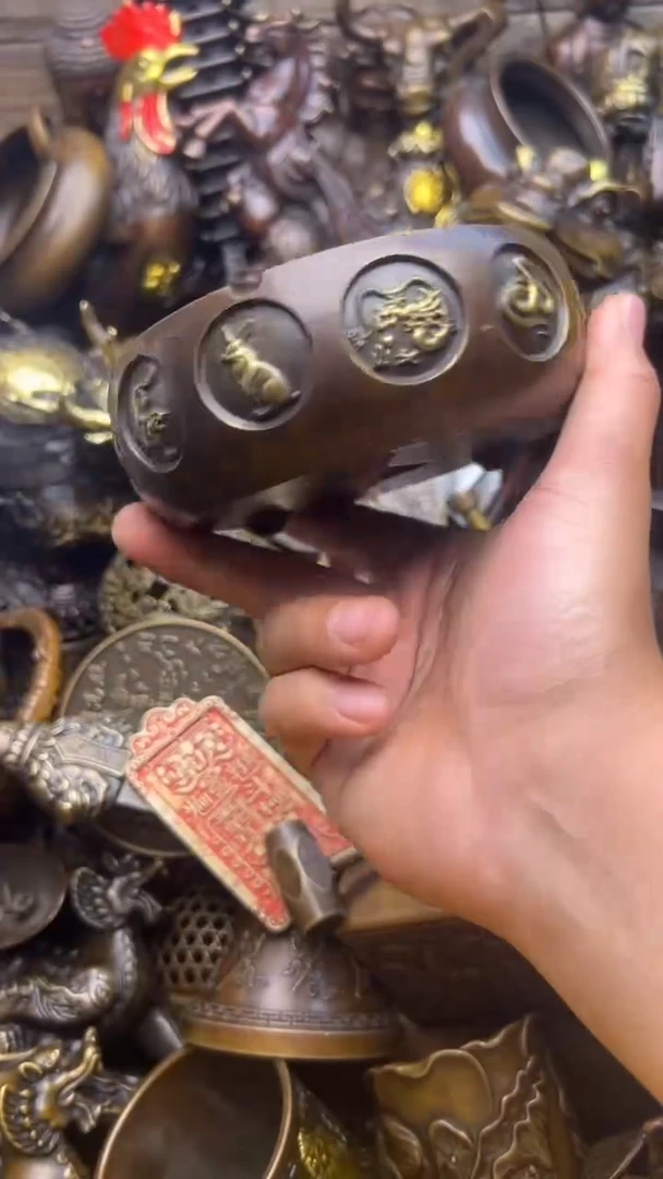 精美铜器，点击下单