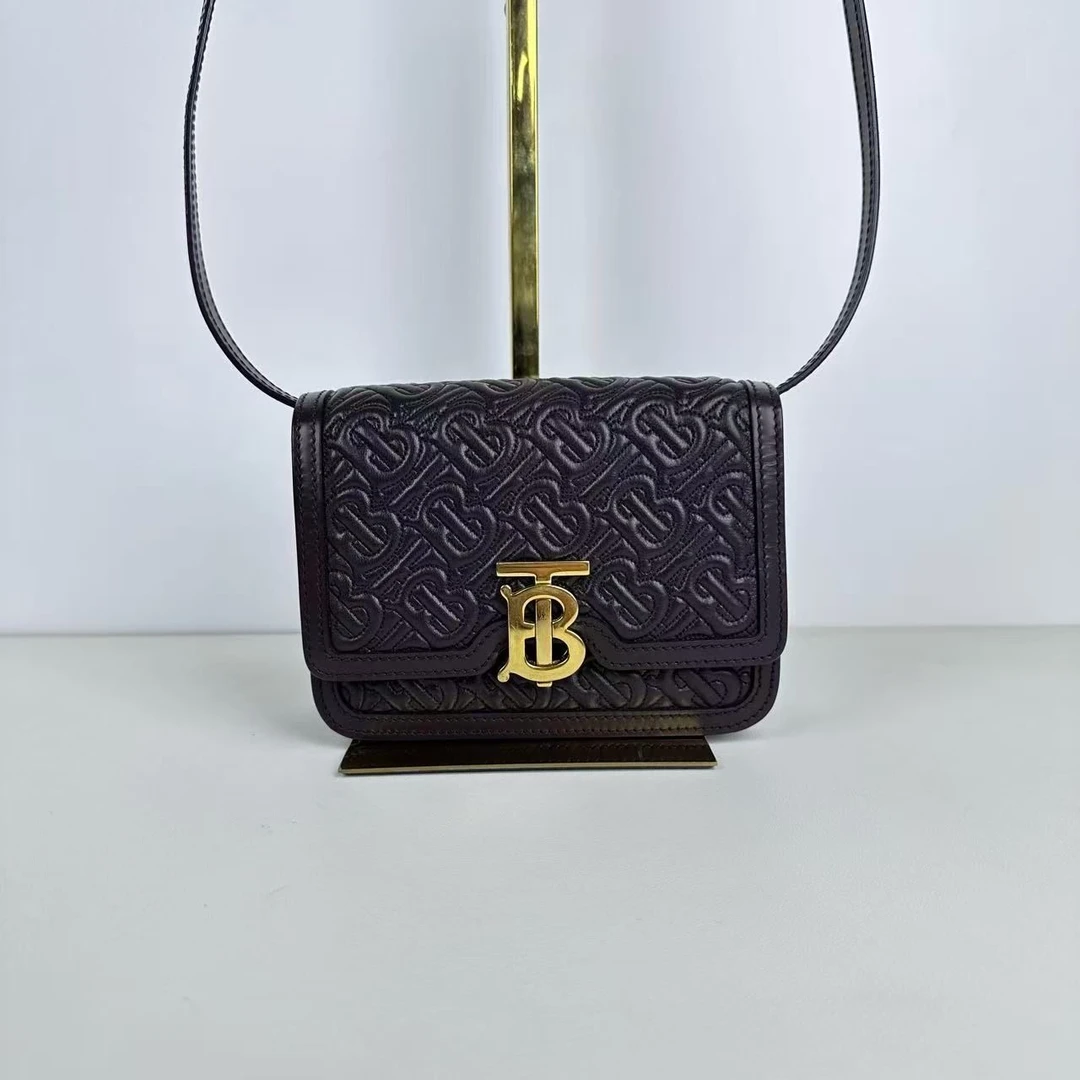 胖虎佳佳/博柏利/95新/公价0/箱包/两用包/31B2504170210