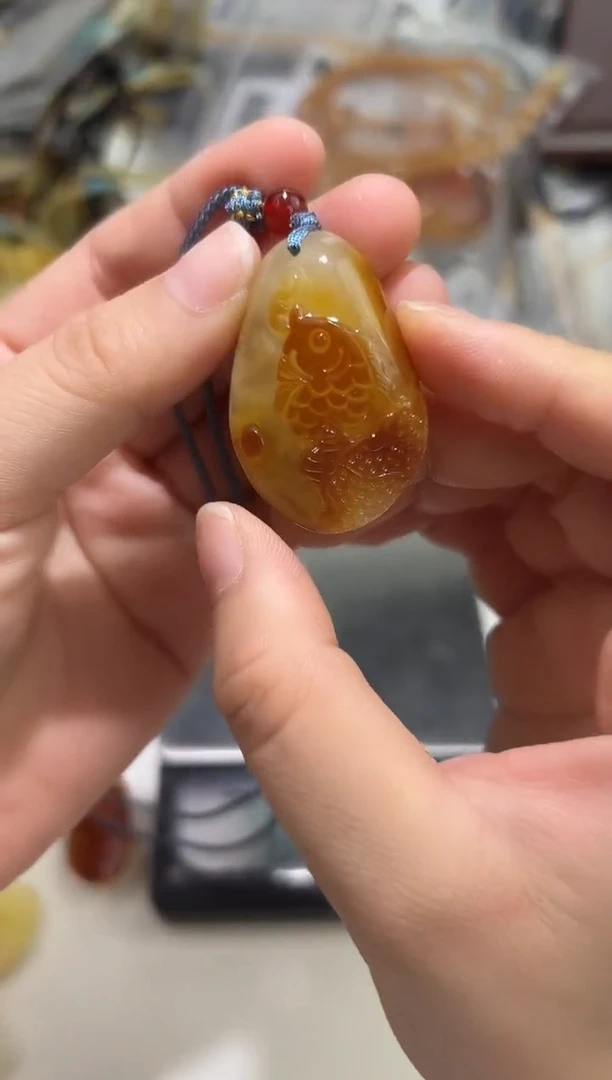 裸石琥珀未镶嵌琥珀蜜蜡吊坠