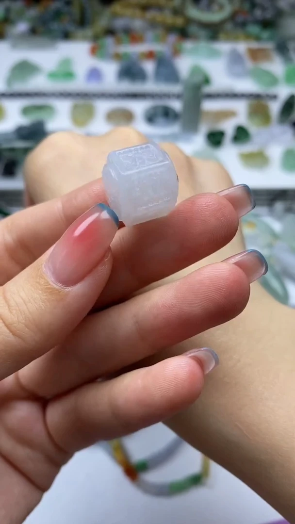 未镶嵌定制翡翠毛货定制不退不换