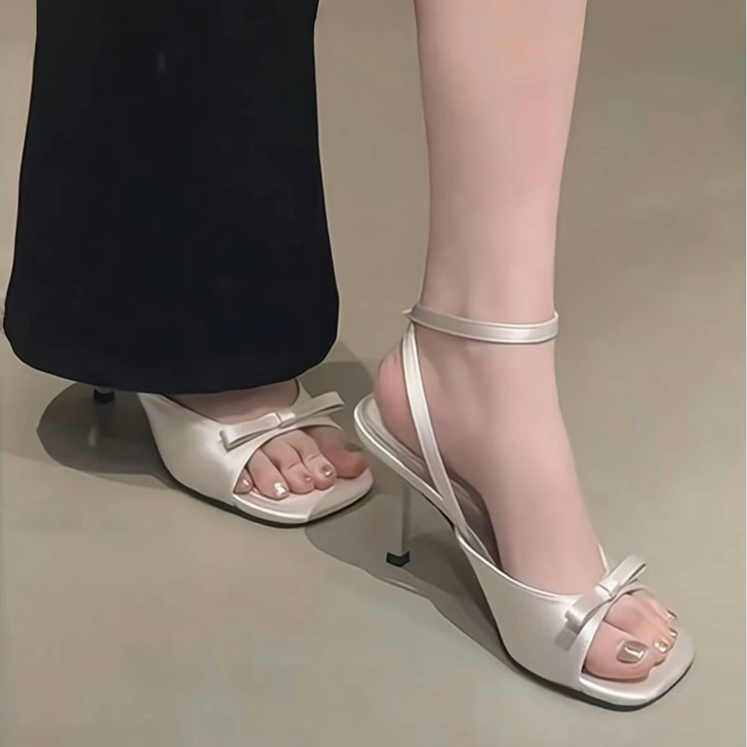 DS法式蝴蝶结银色凉鞋女2025年夏季新款气质名媛高级细跟高跟鞋