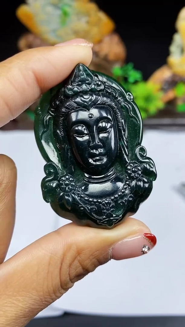 【闪购商品】翡翠颈饰未镶嵌翡翠A货
