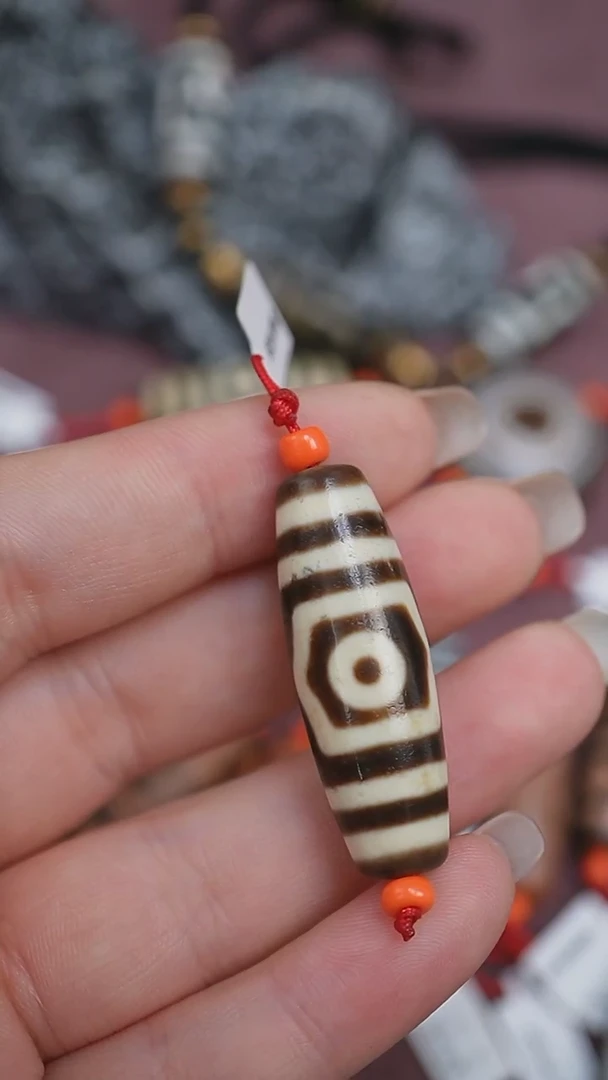 【闪购商品】玛瑙/玉髓颈饰未镶嵌蚀花玛瑙珠定制编绳