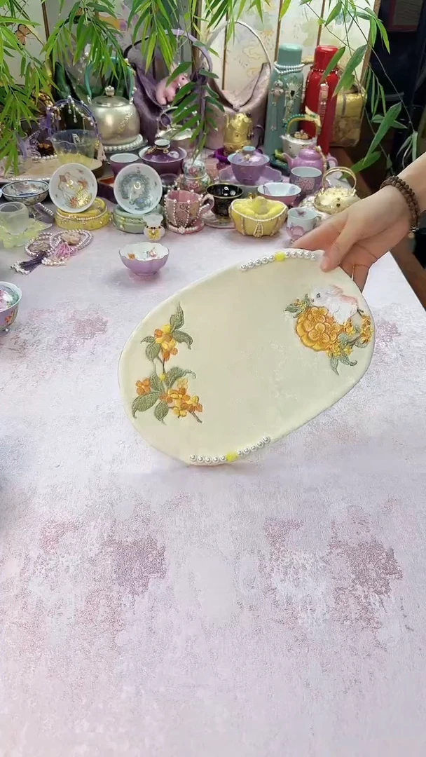 51号椭圆形桂花兔茶席