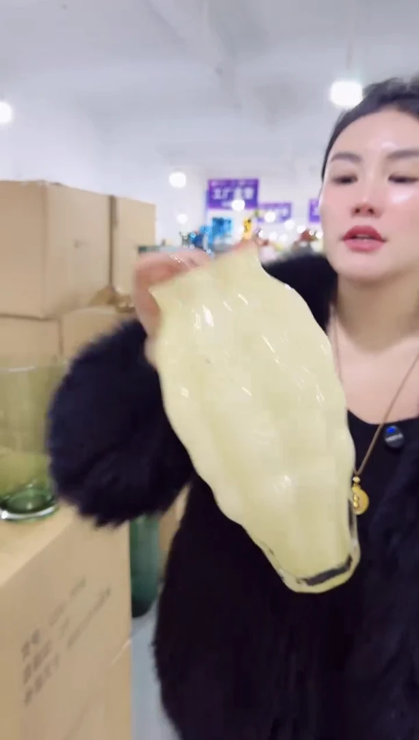 【闪购商品】无铅玻璃UU外贸仓-微瑕花瓶--ERWS