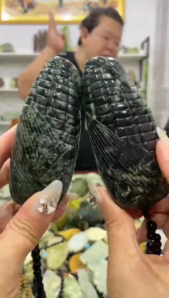 岫玉未镶嵌手把件 多样性发货发其中一件