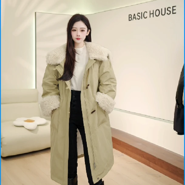 Basic House/百家好时尚设计师收腰保暖气质轻奢羽绒服A24DY976新