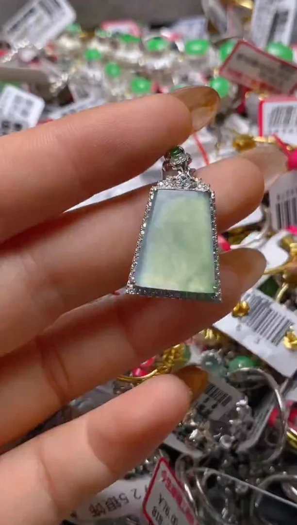 银S925镶嵌戒指翡翠百内无证书