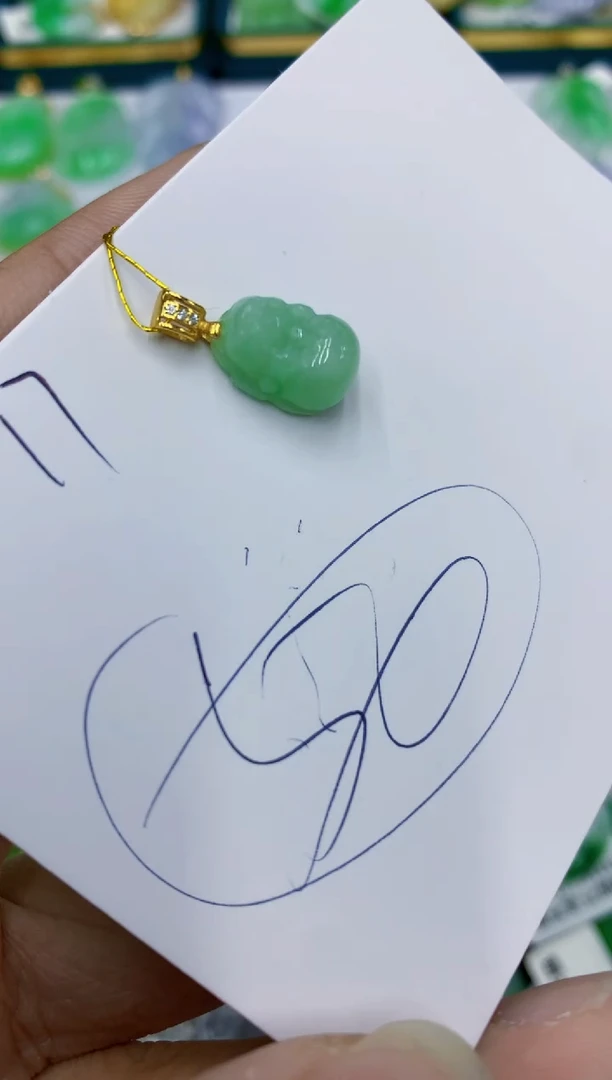 翡翠未镶嵌颈饰1111111111
