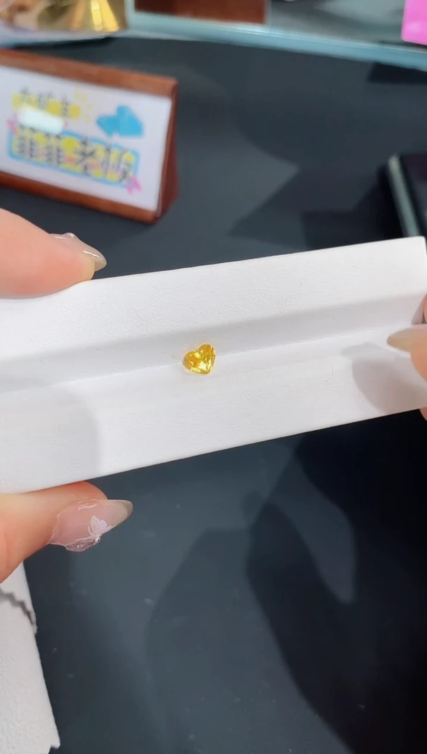 彩色蓝宝石裸石未镶嵌1.02ct H7378 CG/S