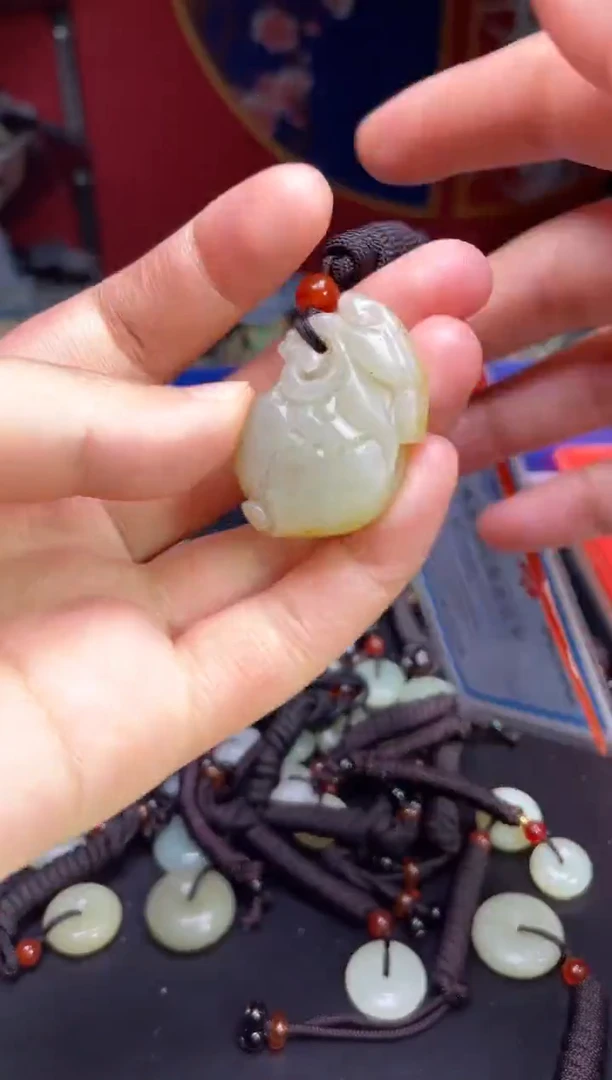 颈饰未镶嵌和田玉123