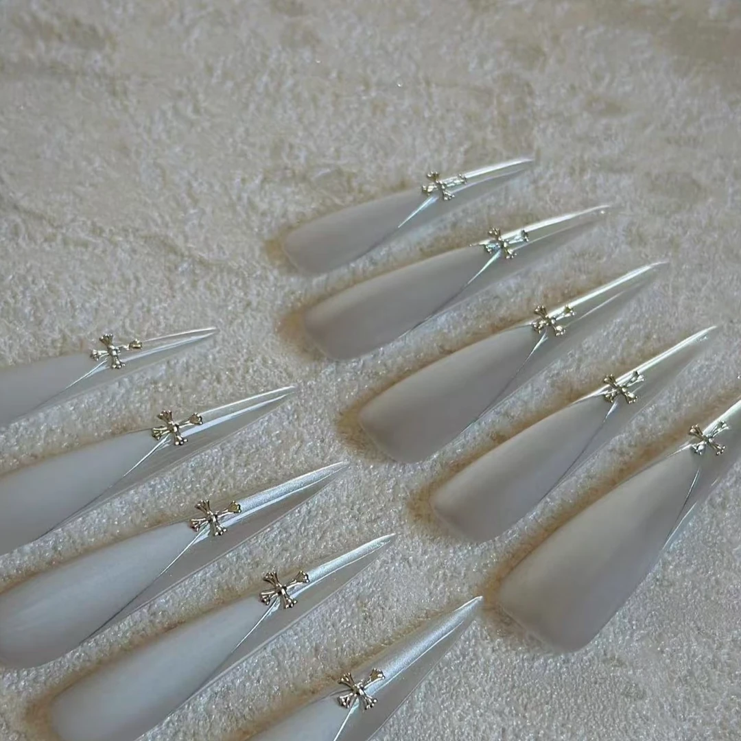 纯手工穿戴甲拍下备注编码,两单飞,偏远地址6单飞,需要工具包备注