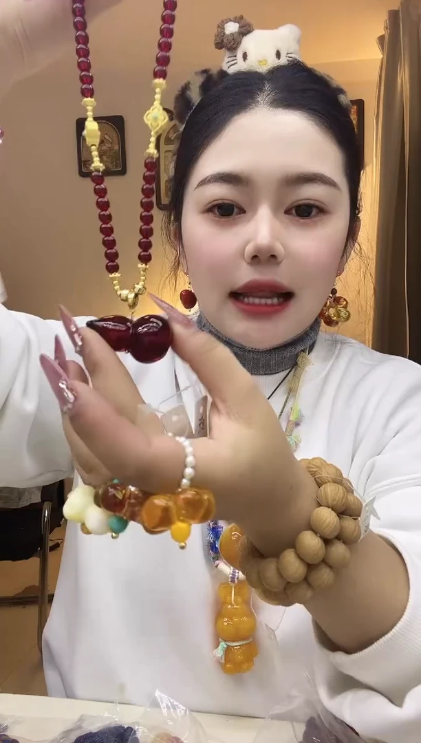 无合金熊北北时尚穿搭饰品