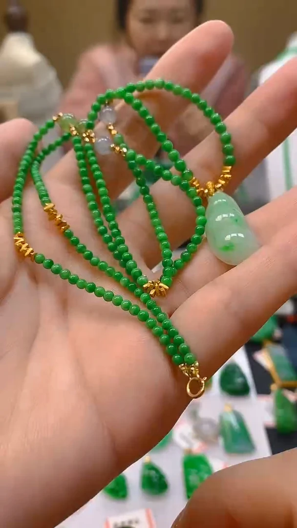 【闪购商品】翡翠颈饰未镶嵌新号开播，全场乱卖