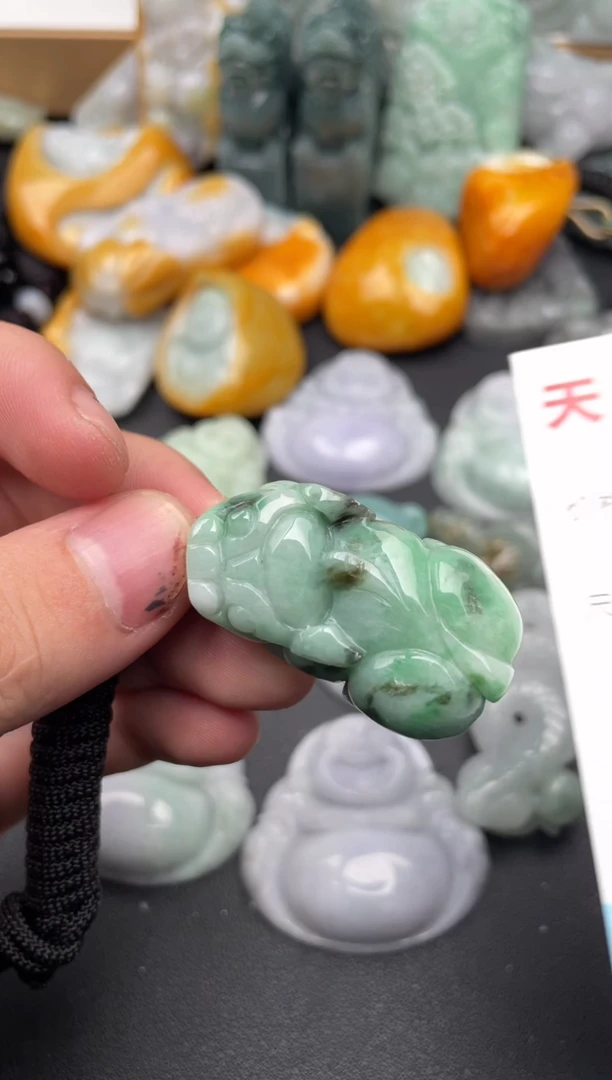 吊坠(不含链)未镶嵌翡翠1