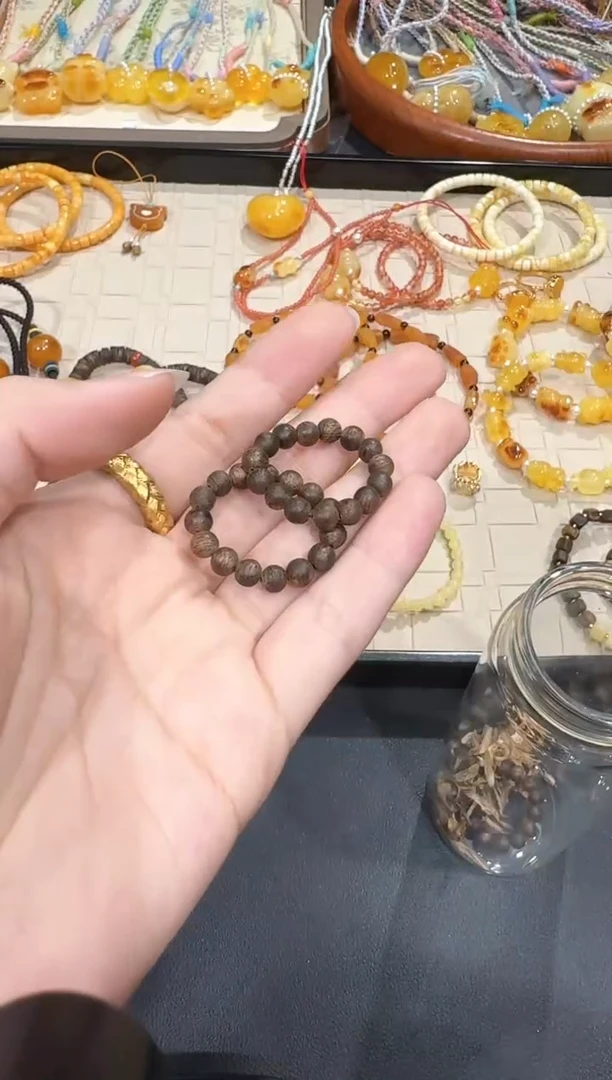 【闪购商品】沉香木手串X0223-228-102多样性一件