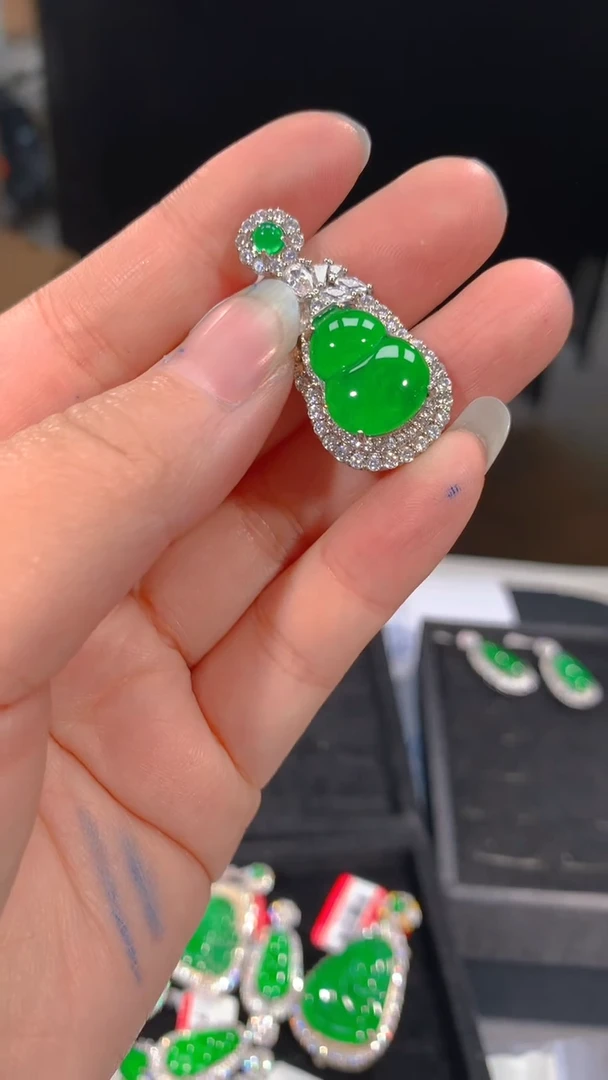 【闪购商品】定制翡翠未镶嵌97多样性发货（发其一）