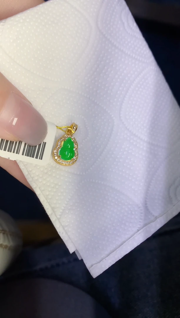 颈饰未镶嵌翡翠缅甸天然翡翠A货