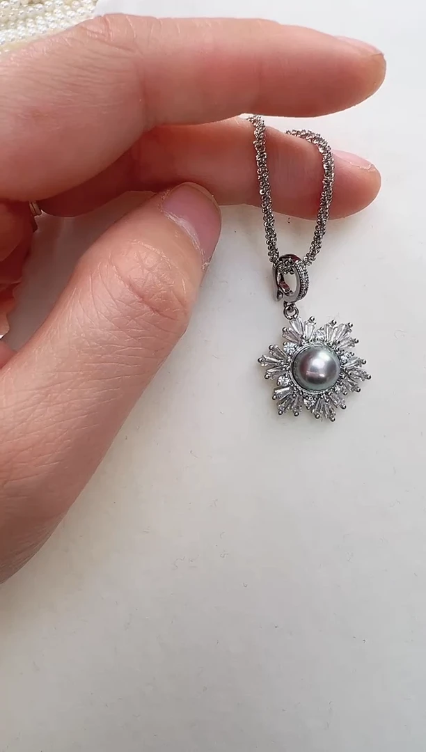 【闪购商品】淡水珍珠吊坠(赠链)合金灰色雪花