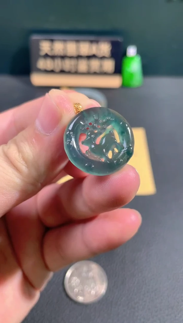 【闪购商品】翡翠颈饰18K金镶嵌翡翠