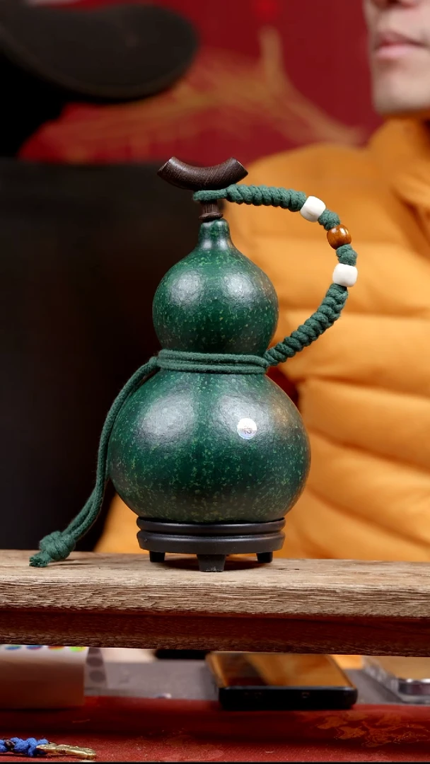 831尾货款大漆精品葫芦3-400ml