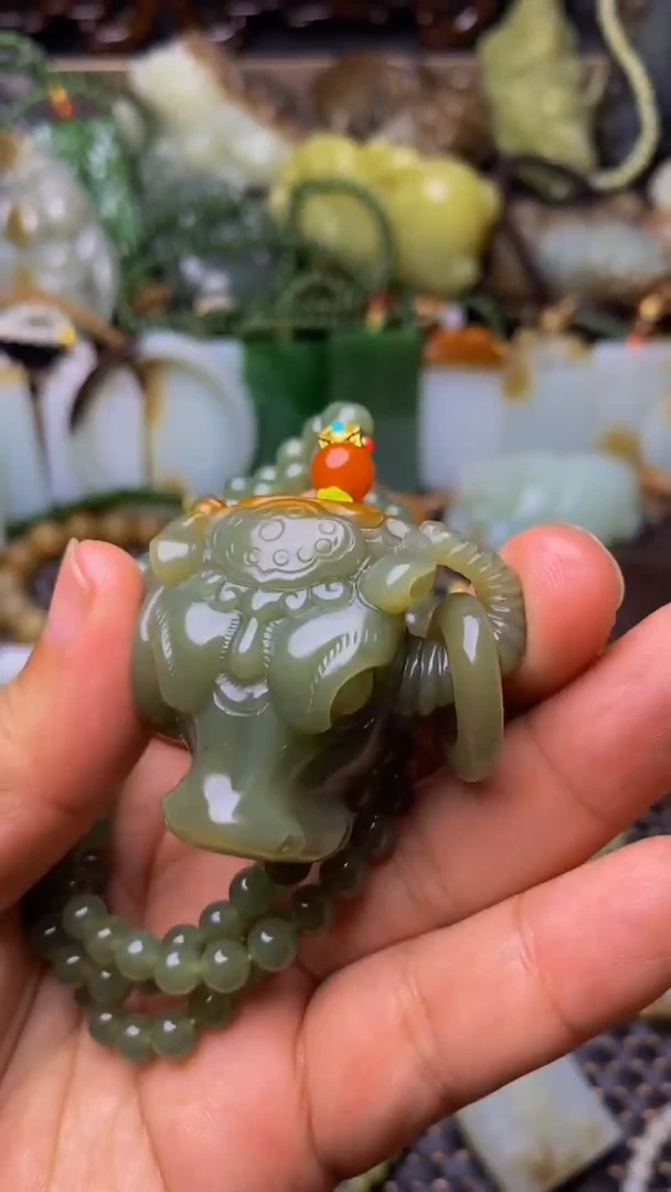 未镶嵌和田玉挂件1