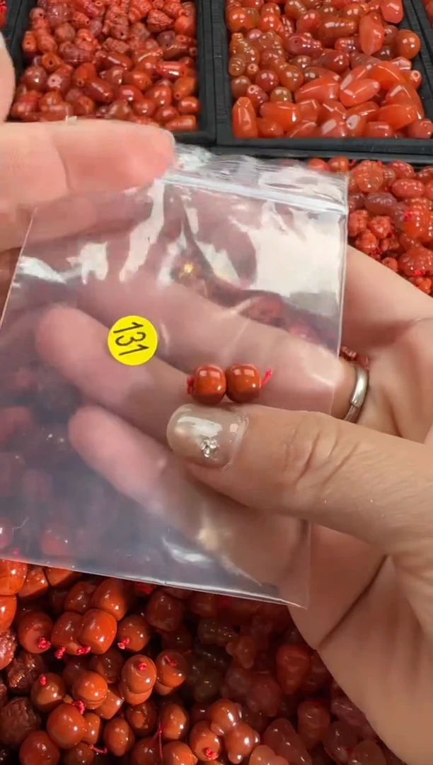 【闪购商品】南红玛瑙颈饰未镶嵌1