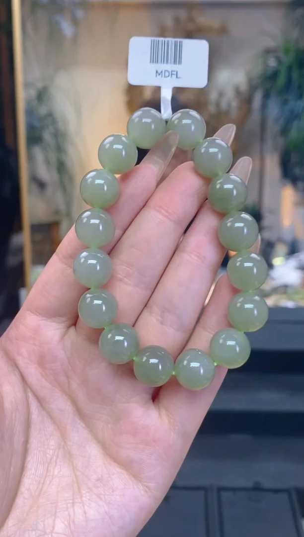 未镶嵌手串和田玉卡12