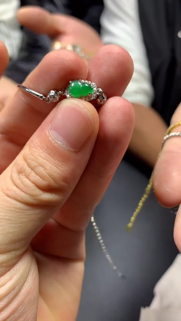 【闪购商品】翡翠手链未镶嵌0984701146/多样性发一