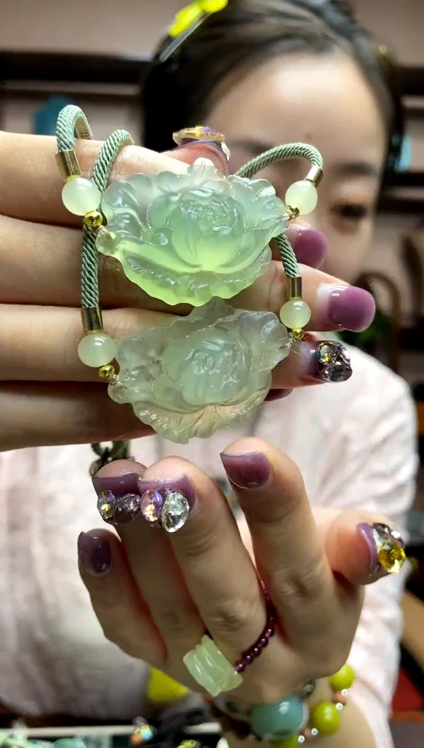 岫玉未镶嵌吊坠多样性发货其中发一