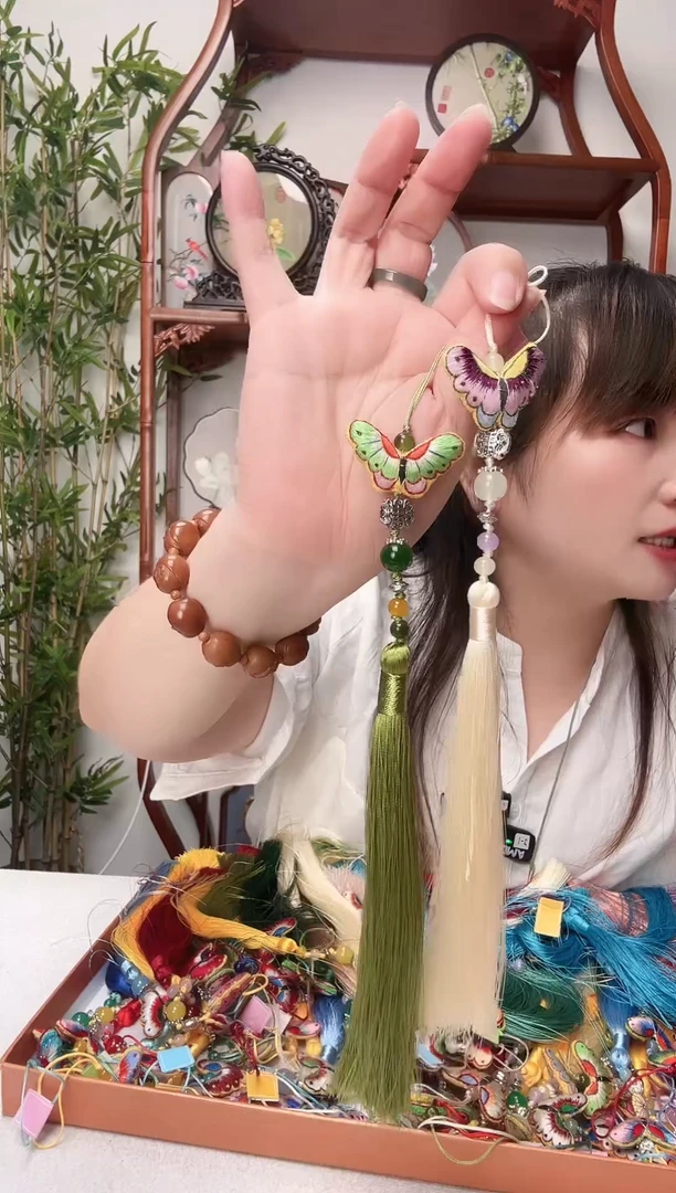 刺绣吊坠流苏双面绣花