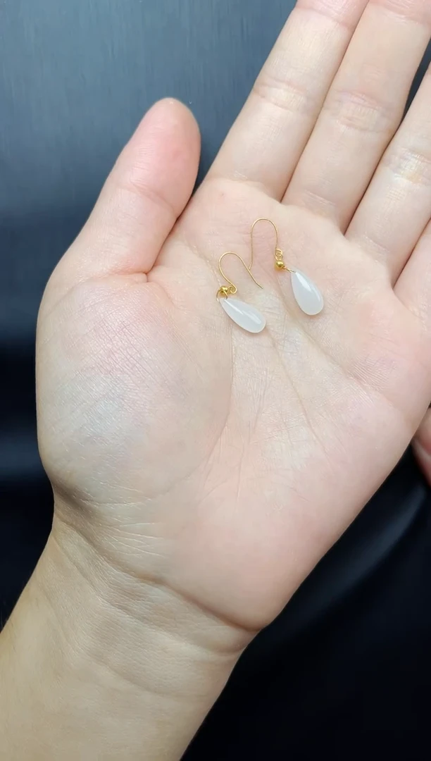 和田玉18K金镶嵌耳饰白玉水滴耳坠06