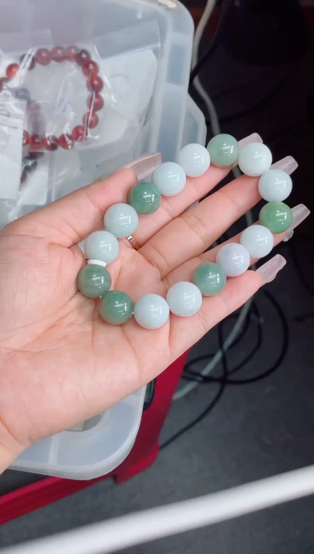 未镶嵌定制翡翠珠串