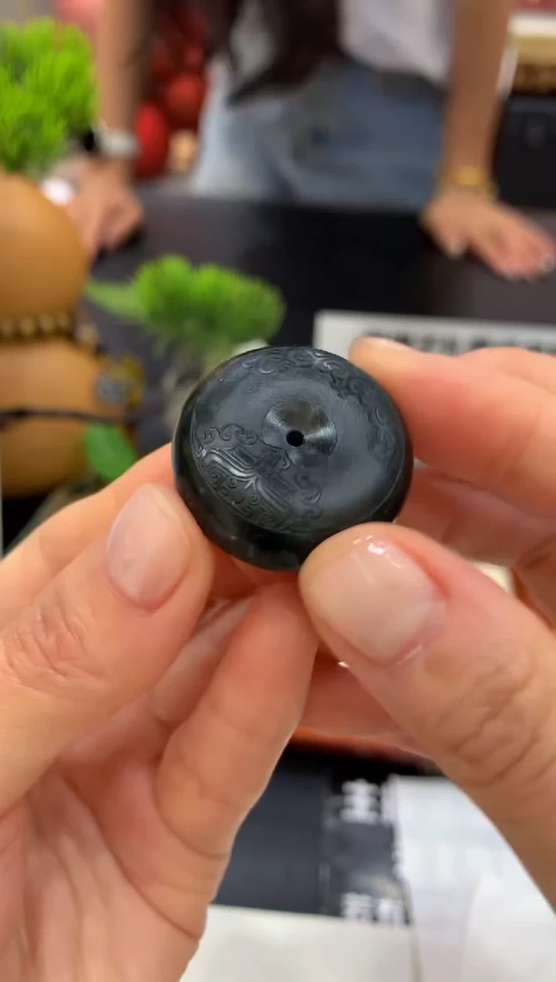 定制翡翠未镶嵌H**铁---22143