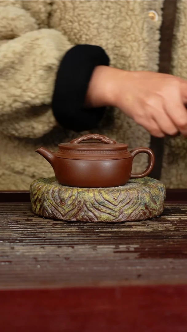 宜兴原矿紫砂壶茶壶宜兴原矿紫砂壶茶壶130C