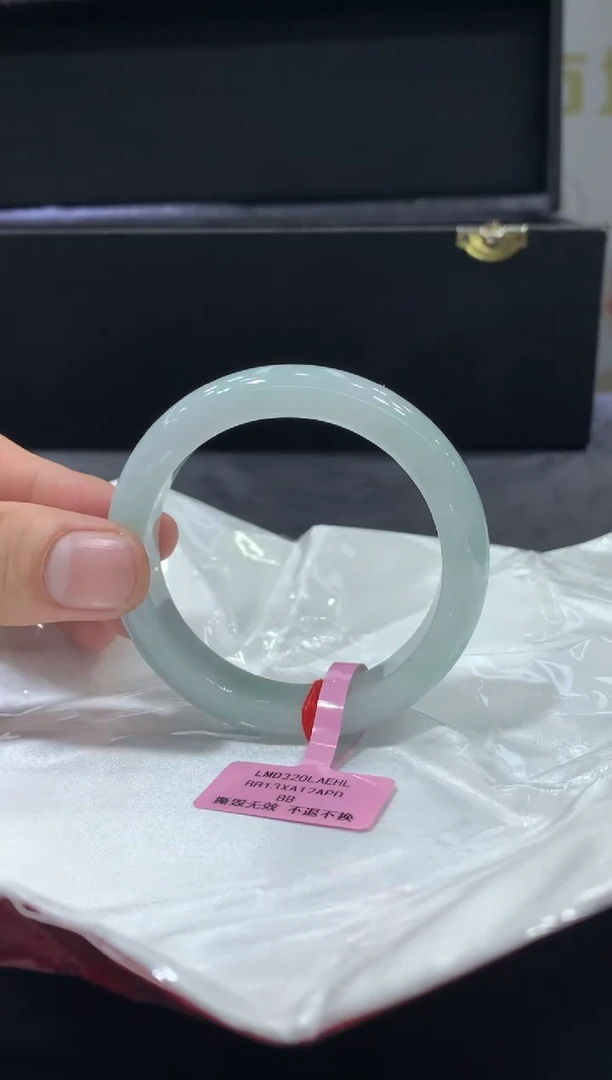 未镶嵌手镯翡翠翡翠手镯