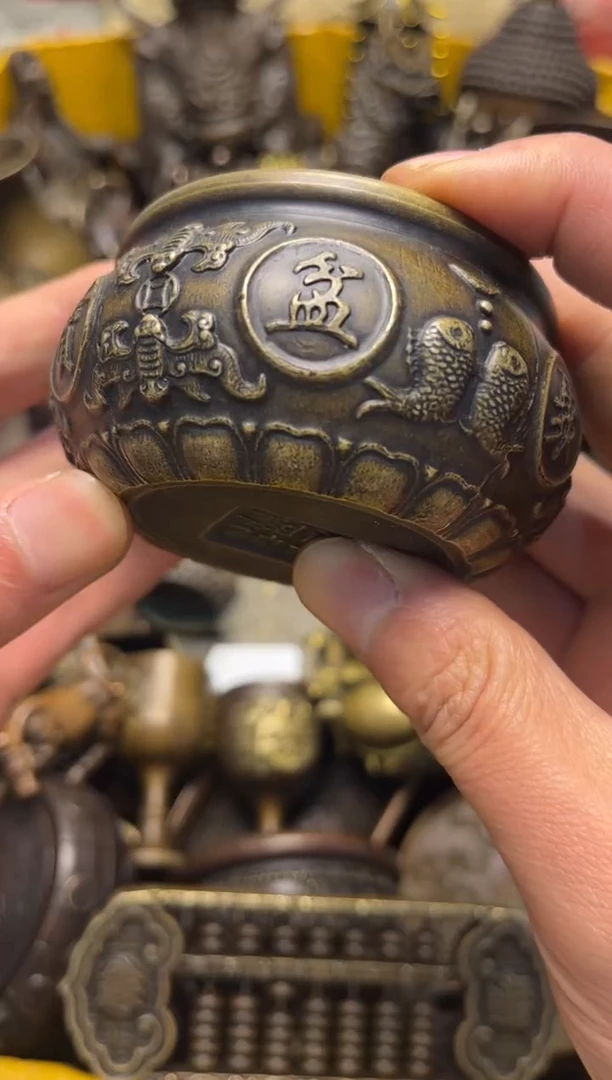 精美铜器，点击下单