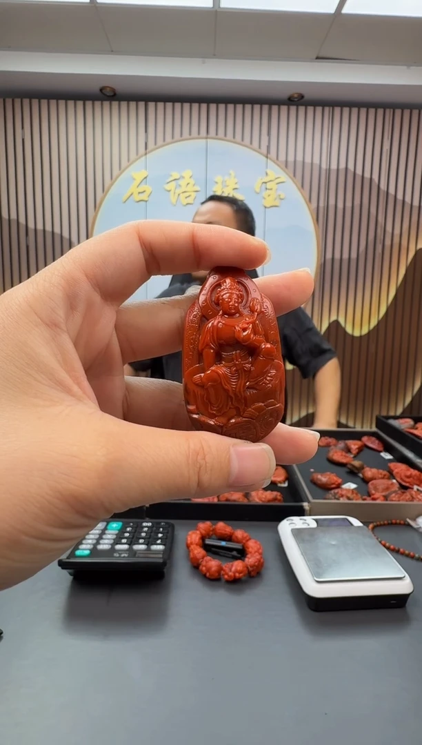 未镶嵌雕刻南红玛瑙097ZB0915产品一个