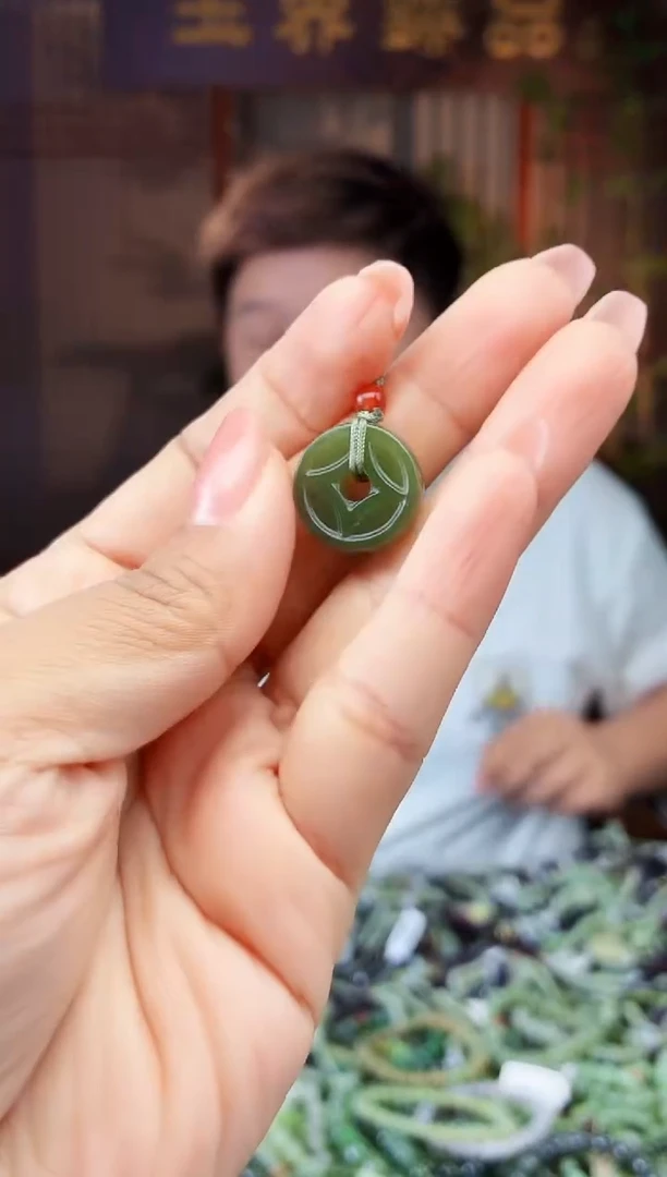 和田玉未镶嵌挂件拍一发一多样性发货