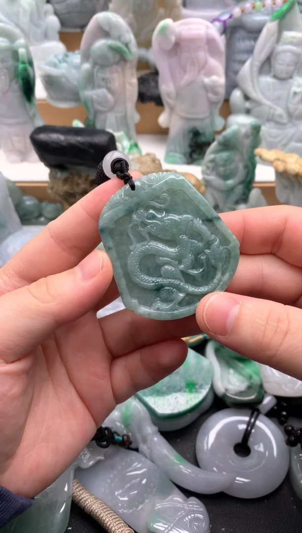 吊坠(不含链)未镶嵌翡翠1