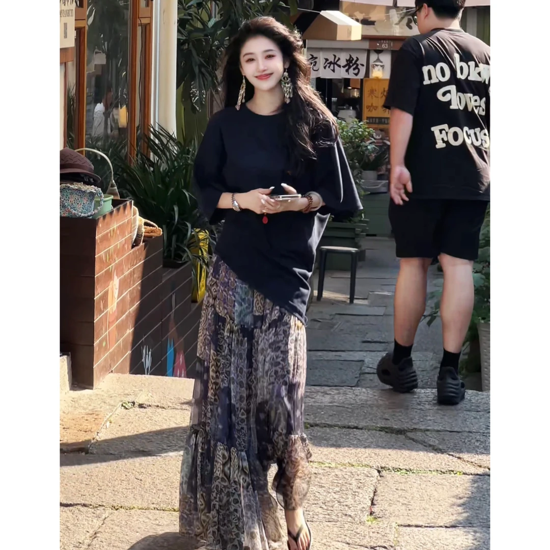 【南萱】【紫藤浪漫】 现货不规则设计休闲气质款T恤+时尚印花半身裙