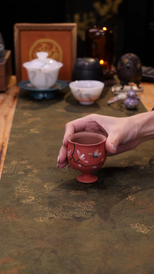 陶泥粉引手绘玉兰花主人杯