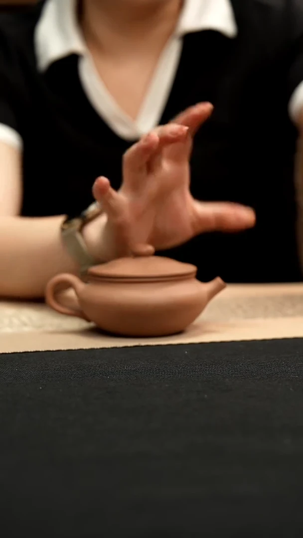宜兴高端原矿紫砂