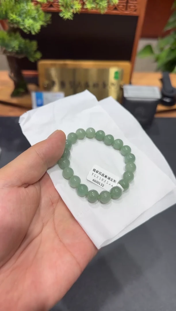 未镶嵌挂件翡翠A货翡翠多样性一件