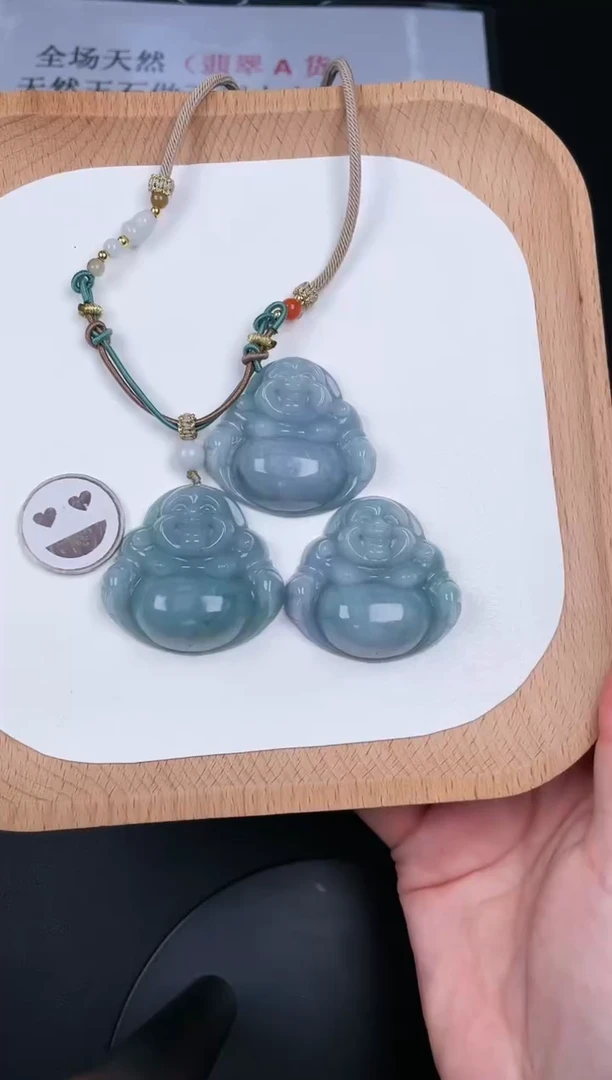 翡翠未镶嵌颈饰LA031翡翠油冰中佛+送同款绳子（多样性发其一）