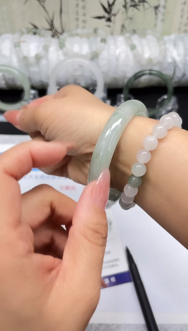 未镶嵌手镯石英质玉A33-61/62/63