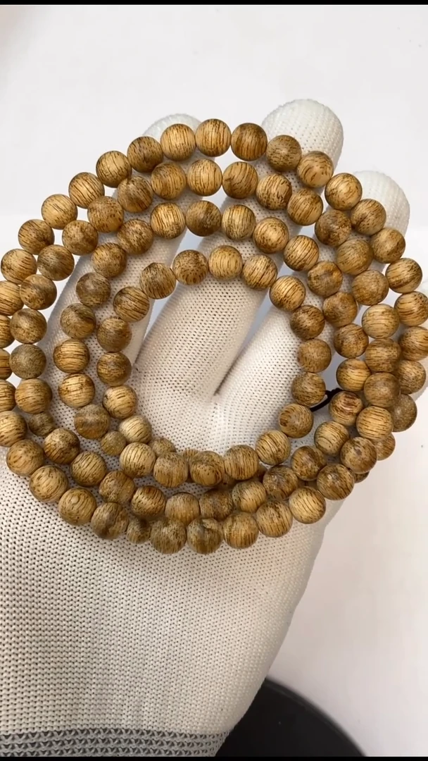 沉香手串人****处CZ1025-H文莱白棋 天然野 多样性发一