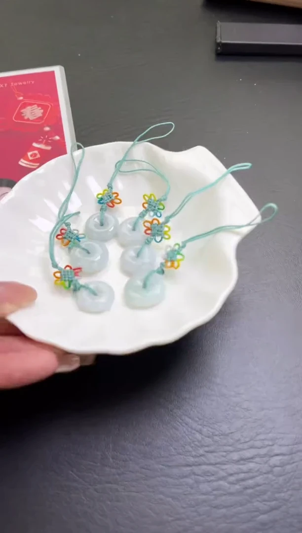 【闪购商品】翡翠挂件未镶嵌K29 /多样性发一件