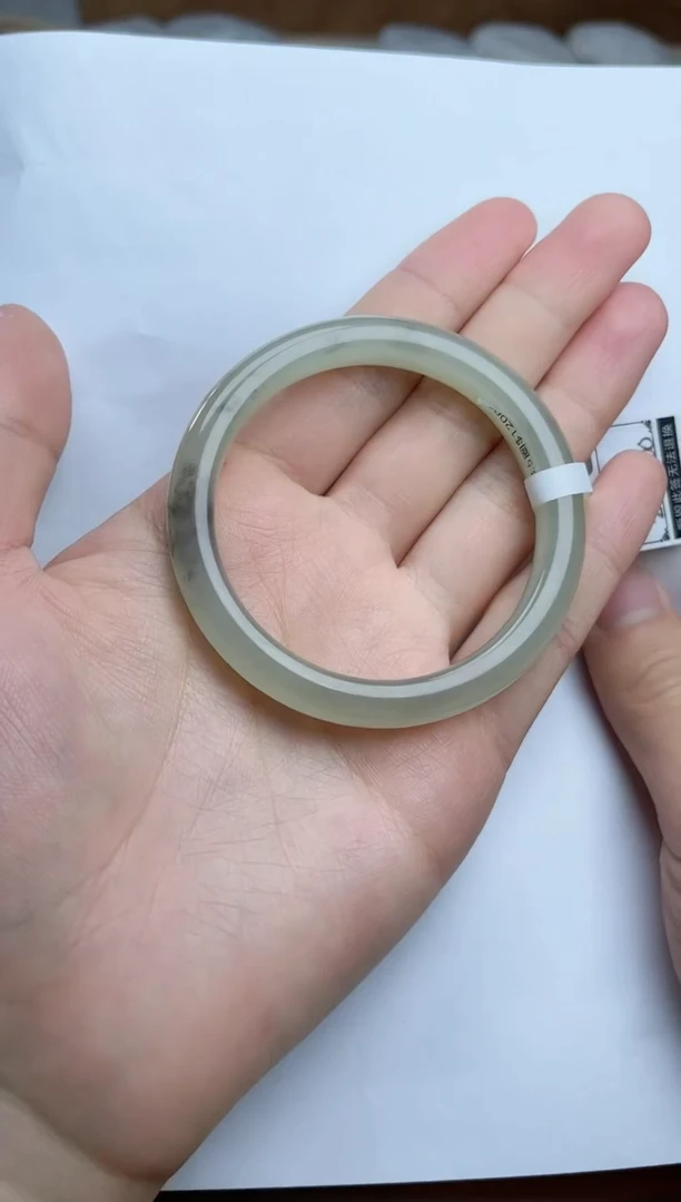 【闪购商品】和田玉手镯未镶嵌53圈口kk