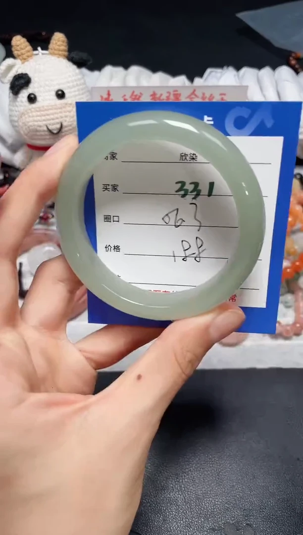 【闪购商品】石英质玉手镯未镶嵌331